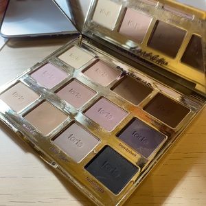 Tarte tartelette Amazonian clay matte palette